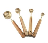 Ensemble de cuillères à mesurer avec poignée en bois, outils de cuisson en acier inoxydable, lot de 4 tasses à mesurer et 4 cuillères, outils de mesure de cuisine pour la farine, le sucre, l'avoine