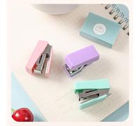 ENSEMBLE DE FOURNITURES DE BUREAU À USAGE POLYVALENT POUR LES ÉTUDIANTS ET LES BUREAUX VIOLET ROSE VERT 7 CLIPS LIGNE LIVRE 2 STYLOS AGRAFEUSE 400 AGRAFES 40 TRombones (Verte)