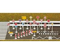 Ensemble De Panneaux De Signalisation N Gauge Busch 8121