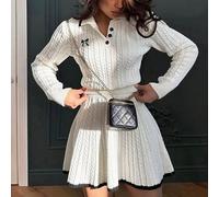 Ensemble de robe tricotée élégante printemps/automne 2026, avec pull col polo brodé de papillons et jupe mi-longue taille haute en abricot automne L,M,S,XLTissu tricoté