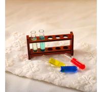 Ensemble de tubes à essai miniatures : tubes en verre colorés et support en bois pour décoration de laboratoire de maison de poupée