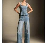 Ensemble deux pièces en jean à jambes larges avec ornements de perles, corsage ajusté et ourlet volant pour un look à la mode. Idéal pour les événements de jour, les brunchs ou le style de rue. Fabriq