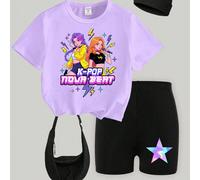 Ensemble t-shirt court et short de vélo, style décontracté et créatif pour jeune fille. Imprimé graphique avec personnage de groupe virtuel, étoile pentagramme violet lumineux et slogan. Tenue confort