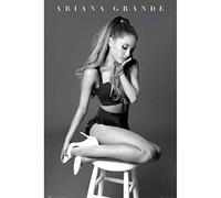 Gb Eye - ARIANA GRANDE Poster Assise (91,5 x 61 cm)