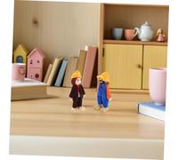 ERINGOGO Lot De 9 Mini Figurines en Bois pour Enfants Jouets De Jeu De Rôle Poupées De Maison De Poupée en Bois Figurines De Jeu Imaginatives Montessori Médecin