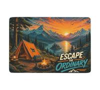 Escape the Ordinary Camping Poster Tapis 150 x 100 cm, Doux et Antidérapant | Tapis 150 x 100 cm avec entretien facile à la main; adapté à une utilisation toute l'année; pour chambre et salon
