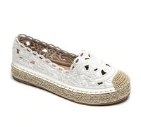 Espadrilles en dentelle - Élégance bohème pour un style estival Découvrez l'élégance intemporelle avec des espadrilles en dentelle, parfaites pour un look bohème chic. Des concessions pour offrir conf