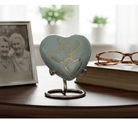 Esplanade Mini urne funéraire en laiton en forme de cœur pour cendres funéraires - 7,1 cm (bleu clair, 7,1 cm, gravée)