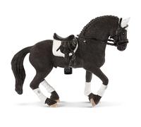 Etalon Frison concours équestre