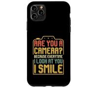 Êtes-Vous Un Appareil Photo ? Every Time I Look At You I Smile Coque pour iPhone 11 Pro Max