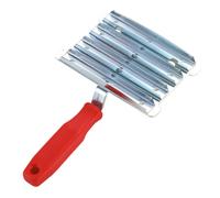 Etrille métallique métal/PP 8 rangées équins Kerbl Rouge 9,5x14,5 cm