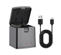Étui de chargement USB pour caméra d'action 13 designs portables noirs à triple fente avec port de charge de type C