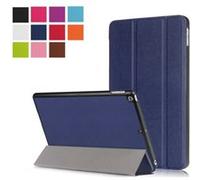 Etui nouvel pour Apple iPad 9.7 2018 Wifi - 4G/LTE Smartcover pliable bleu navy Cuir Style avec stand - Housse coque de protection New IPad 9.7 pouces - Accessoires tablette pochette XEPTIO : Exceptional Smart case ! Bleu