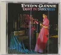 Evelyn Glennie - Light in Dakness [Import]