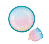 fisura. - Éventail rond pliable It’s f*cking hot. Ventilateur compact au design dégradé. Modèle pliant idéal pour l’été et les festivals. 1 unité, diamètre 20 cm