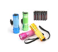 EverBrite 4-Pack LED Lampe de poche Mini Torche, Petites torches de 90mm, Torche lumineuse colorée dans le noir, Camping Randonnée Plein air Fête - Léger, Piles incluses