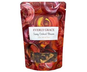 Everly Grace Sunny Orchard Blossom - Thé aux fruits bio, sans caféine, 100 g - Avec raisins secs, cranberries, pommes & ananas - Fait main en petites quantités, plaisir fruité chaud & glacé