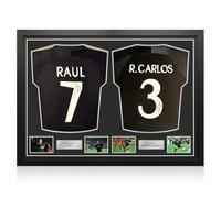 Exclusive Memorabilia Maglie Nere Del Real Madrid 1999-2000 autografate da Raul e Roberto Carlos. Incorniciate.