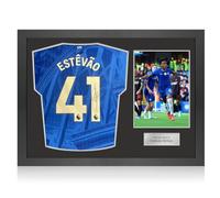 Exclusive Memorabilia Maillot Chelsea signé par Estêvão Willian. Cadre d'icône
