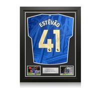 Exclusive Memorabilia Maillot Chelsea signé par Estêvão Willian. Encadré