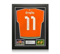 Exclusive Memorabilia Maillot de la Côte D'Ivoire 2024-25 signé par Didier Drogba. Encadré.