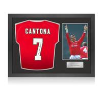 Exclusive Memorabilia Maillot de Manchester United signé par Eric Cantona. Cadre Iconique