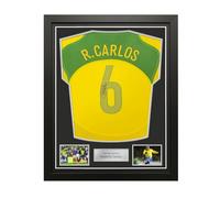 Exclusive Memorabilia Maillot du Brésil 2006 signé par Roberto Carlos. Cadre Iconique.