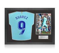 Exclusive Memorabilia Maillot extérieur du FC Barcelone signé par Luis Suarez : Impression Originale. Cadre Iconique