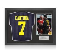 Exclusive Memorabilia Maillot extérieur Original de Manchester United signé par Eric Cantona. Cadre Iconique