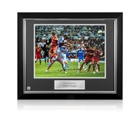 Exclusive Memorabilia Photo de Chelsea signée par Didier Drogba : tête. Cadre de Luxe.
