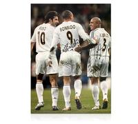 Exclusive Memorabilia Photo du Real Madrid signée par Ronaldo et Roberto Carlos