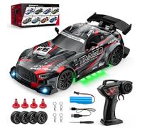 ExPrismarx Voiture de dérive télécommandée, 1:24 2,4 G à vitesse variable avec lumières LED et barrières de circulation, cadeau de véhicule pour adultes et adolescents
