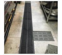 exproyzk Grille de caniveau en Plastique Robuste et Durable Couvercle de caniveau pour Cour, clôture, égout, Trottoir, Jardin, Ferme, côté Maison(50X20X3CM)