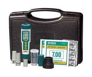 Extech EX900 ExStik Kit 4-en-1 Analyse de l'Eau - Mesure du Chlore, pH, ORP et Température avec Électrode à Surface Plane, Design Étanche, Solutions d'Étalonnage, Mallette Rigide