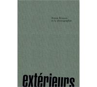 Extérieurs: Annie Ernaux et la photographie