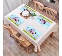 EYLOZS Sets de Table Lavables,Lot de 4 Sets de Table Plastique PVC,Résistant à la Chaleur,Antidérapant,Facile à Nettoyer,Carlin, Adorable Chiot sur Le Champ de Fleurs il y a Un an, Tapis en m,45x30cm