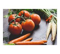 Fabulous Affiche Poster Chapelet de Tomates et Deux Bottes de carottes Orange et Blanche Légumes Frais Sain Vegan Miam 42x84cm