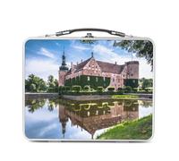 Fabulous Lunch Box Métal Argenté pour Sandwich et Snack - Palais en Brique rouge se reflete dans un Bassin Chateau - Boîte à Goûter Aluminium Gamelle Rigide Style Rétro Imprimée en France