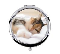 Fabulous Miroir de Poche en Métal - Chat Calico Europeen s'Etire Lit Mignon Chat Maison - (Diamètre 70 mm)