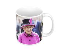 Fabulous Mug Céramique Queen Elisabeth II Chapeau Rose Mode Reine d'Angleterre Fashion Style