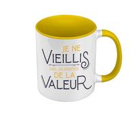 Fabulous Mug de Couleur Qualité Premium Jaune - Je ne Vieillis pas je Prends de la Valeur Humour Papa Papy - Tasse avec anse et intérieur de couleur
