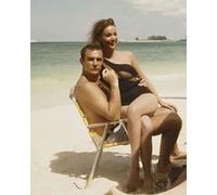 Fabulous Poster Sean connery claudine auger james bond (31cm x 39cm) G