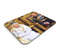 Fabulous Tapis de Souris Queen Elizabeth II et Prince Philip Trone Doré Reine d'Angleterre Vintage Elisabeth