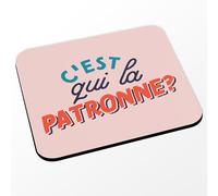 Fabulous Tapis de Souris Rose - C'est Qui la Patronne ? Boss Cheffe Humour Maman - (Dimensions 24 x 20 cm)