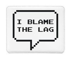Fabulous Tapis de souris Simili Cuir I Blame the Lag 8 Bits Pixel (22 x 18 cm) Multicolore G