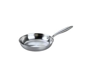 Fackelmann 66270 Poêle 24 cm en Acier Inoxydable 18/10, Structure Triply, Tous Feux Compatible Induction et Four, Cuisson Saine Sans PFAS, Utilisation Intensive, Passe au Lave-Vaisselle, Manche Riveté