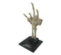 Factory Entertainment Universal Monsters Mini réplique Fossilized Creature Hand 18 cm