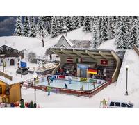 FALLER 134005 H0 Patinoire Artificielle avec Figurines en Mouvement Largeur de Voie H0