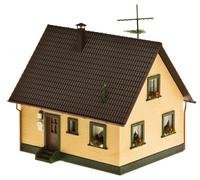 FALLER 130223 - Einfamilienhaus, 13.8 x 8.8 x 18.2 cm