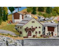 FALLER 130623 - Engadine Maison d'habitation - Voie : H0 - Maisons et Structures pour Modélisme Ferroviaire - Echelle : 1:87